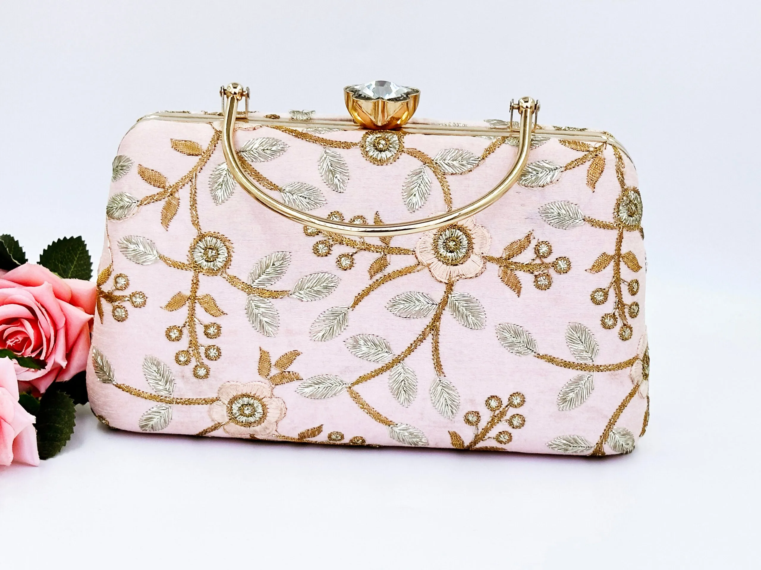 AESTHETIC PINK SEQUINED PARTY CLUTCH