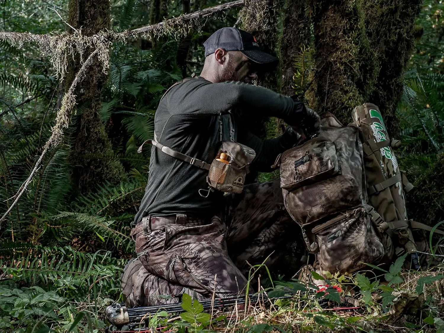 Alaska Guide Creations Hybrid Binocular Pack | Compact Utility Bag with Mesh Side Pockets | Binocular Harness for Comfort and Quick Access (Kryptek Highlander)