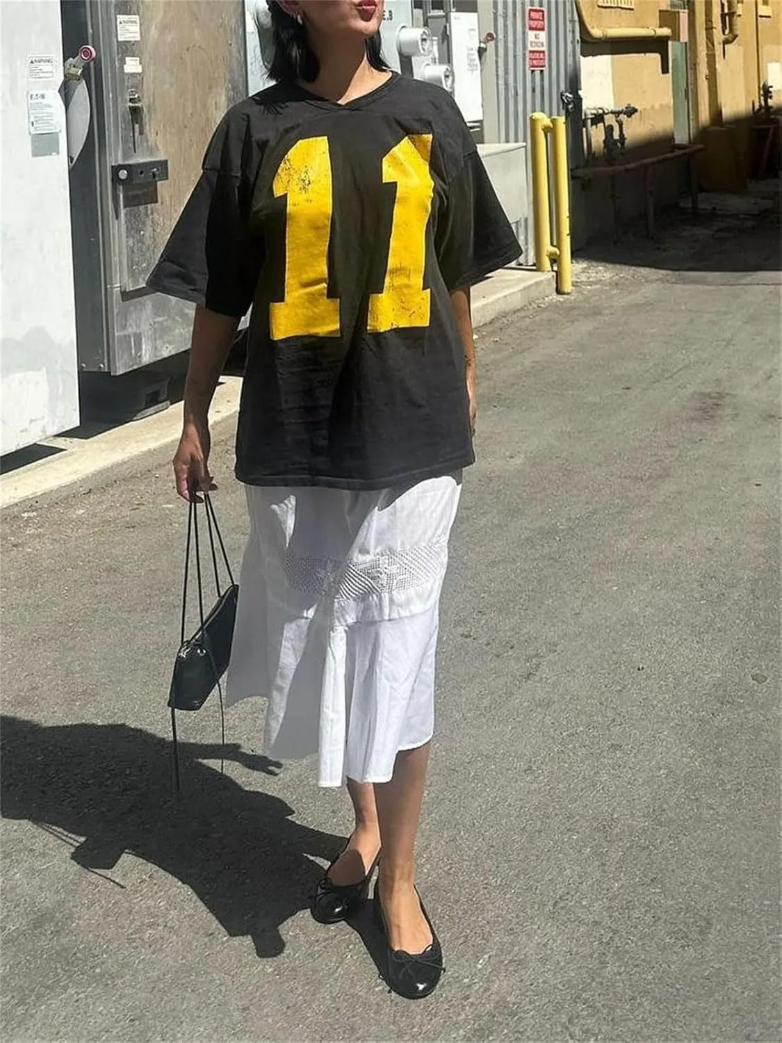 Alyweatry Women Y2k Graphic Oversized Jersey Tee Sporty Aesthetic Number Letter Print Jersey Shirt Preppy Clothes