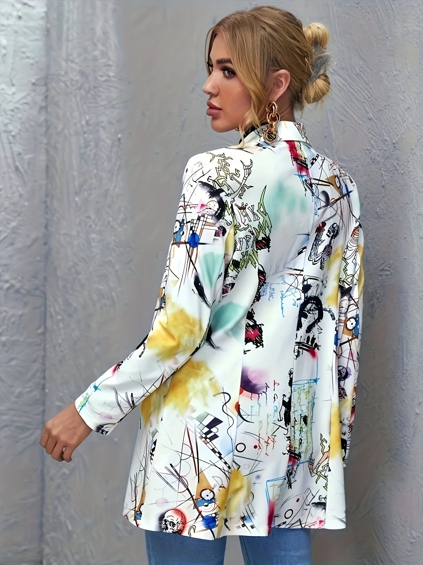 Avery™ Modern Graffiti Blazer | Stylish Urban Outerwear