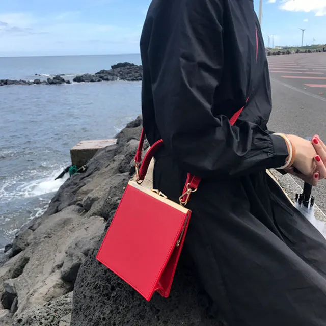 Brand Small Women Messenger Bags Chic Metal Clip Bag Tote Designer Vintage Trapezoid Leather Handbag Female Casual Shoulder Bag