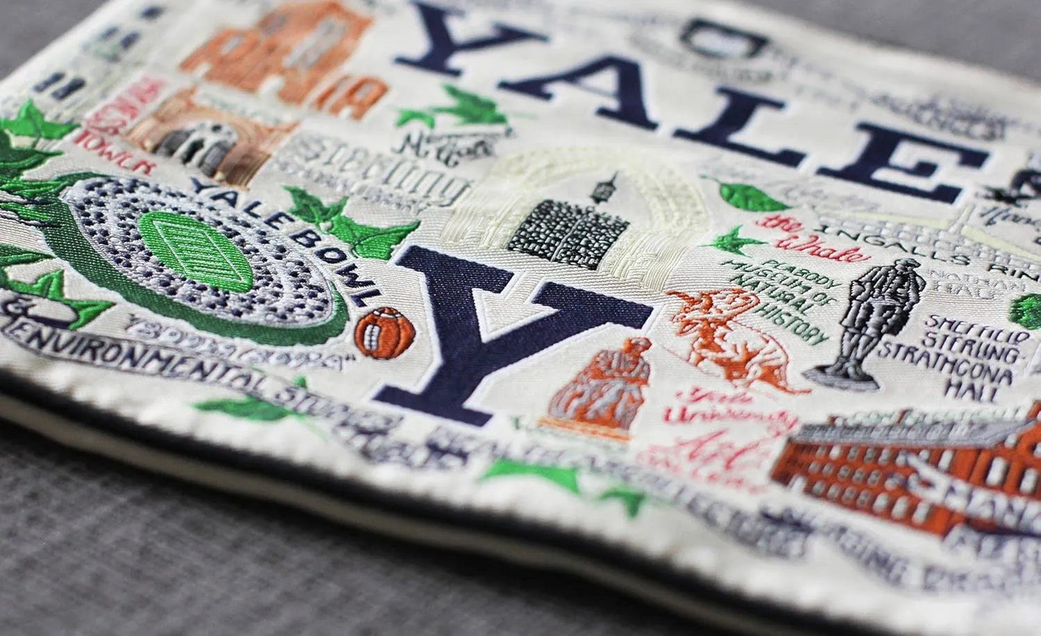 Catstudio Collegiate Zipper Pouch, Yale University Travel Toiletry Bag, Ideal Gift for Alumni, Makeup Bag, Dog Treat Pouch, or Travel Purse