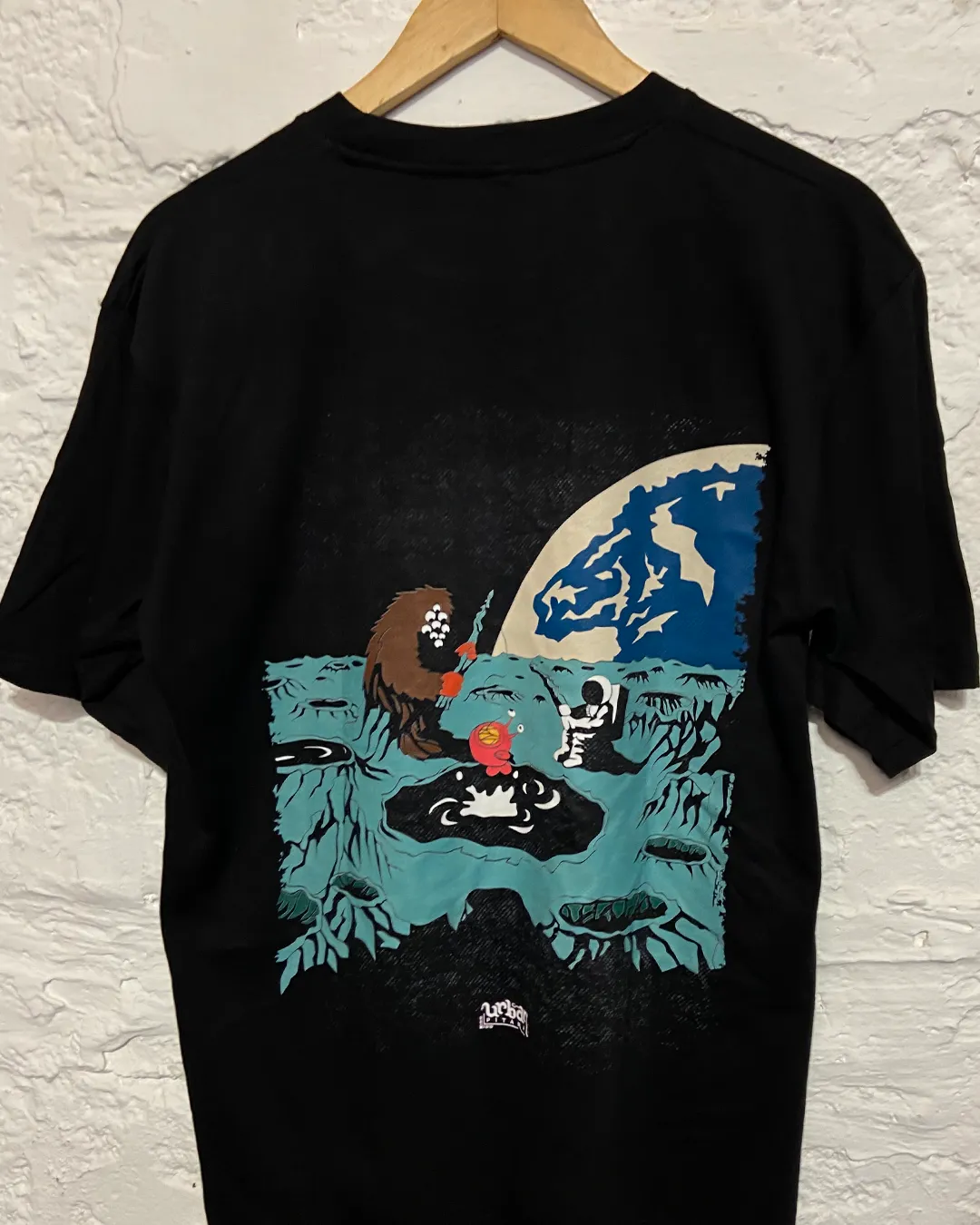 Crater Fishing 100% Cotton Oversized t-shirt