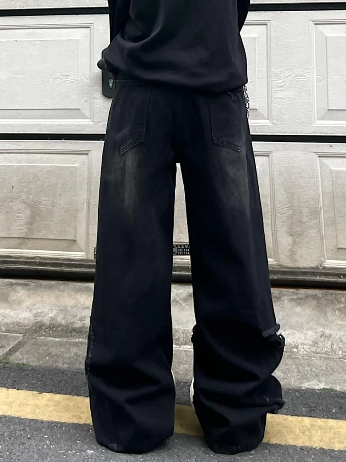 Hip Hop Baggy Jeans for Men Stylish Wide Leg Skater Jeans Loose Fit Denim Pants Streetwear