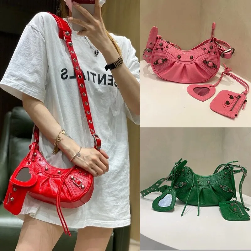 Leather Retro Shoulder Crossbody Bag