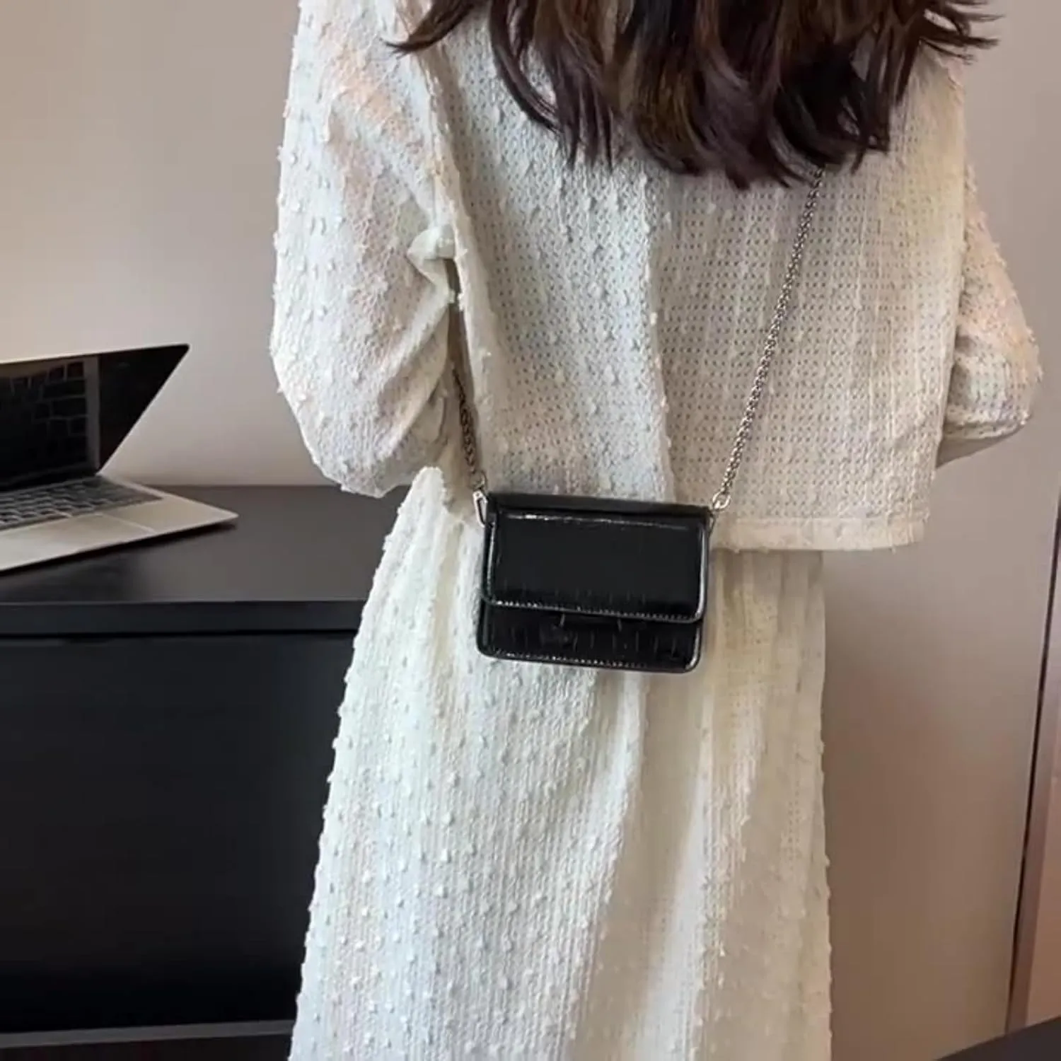 Mini Crossbody Bags for Women, Y2k Cute Croc-Embossed Purse Fashion Small Square Evening Handbag with Chain Strap