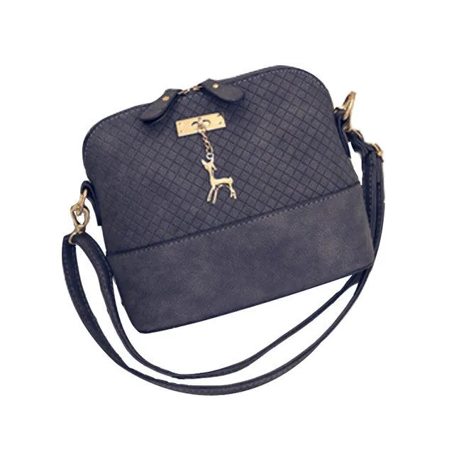 New Arrival 2017 Women Messenger Bags Mini Fashion Bag with Deer Toy Shell Shape Bag Hot Sale Lady Shoulder Bags F746