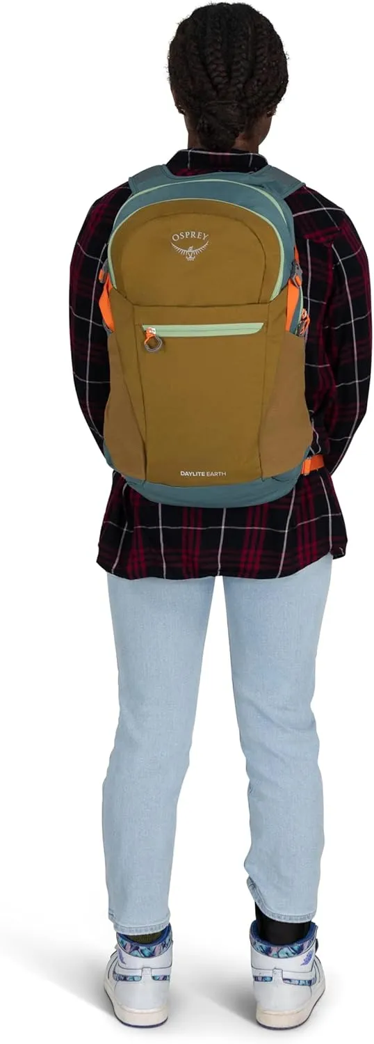 Osprey Daylite Plus Earth Commuter Backpack, Histosol Brown/Cascade Blue