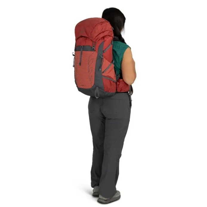 Osprey Tempest 33 Hiking Pack *S25*
