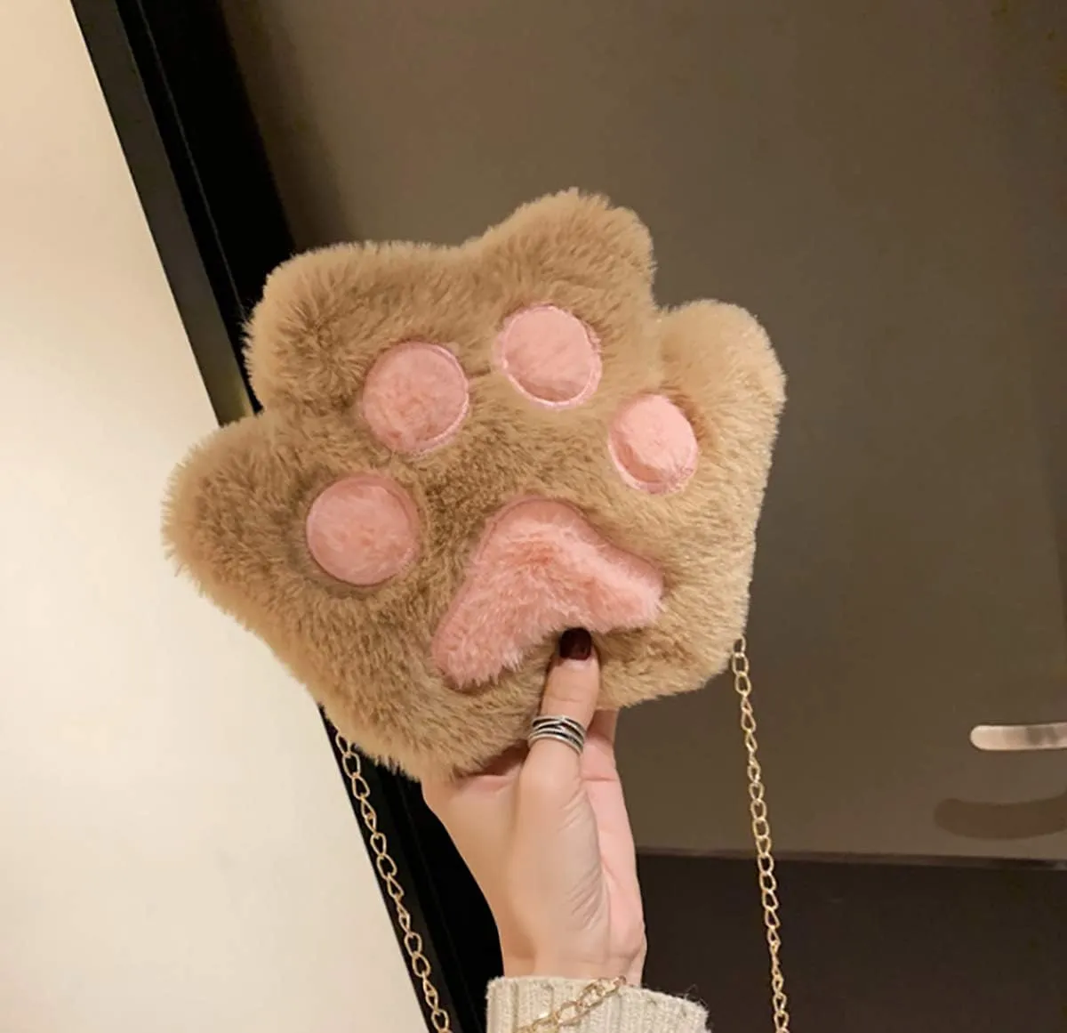 RARITYUS Cute Cat Paw Shape Shoulder Bag Purse Fluffy Plush Crossbody Handbag Clutch with Chain Strap for Women Girls