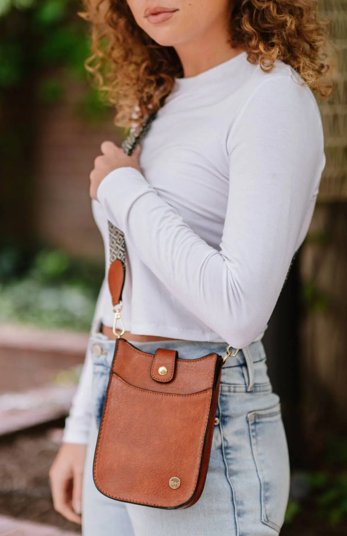 Robyn Crossbody Phonecase Concert Sling Bag