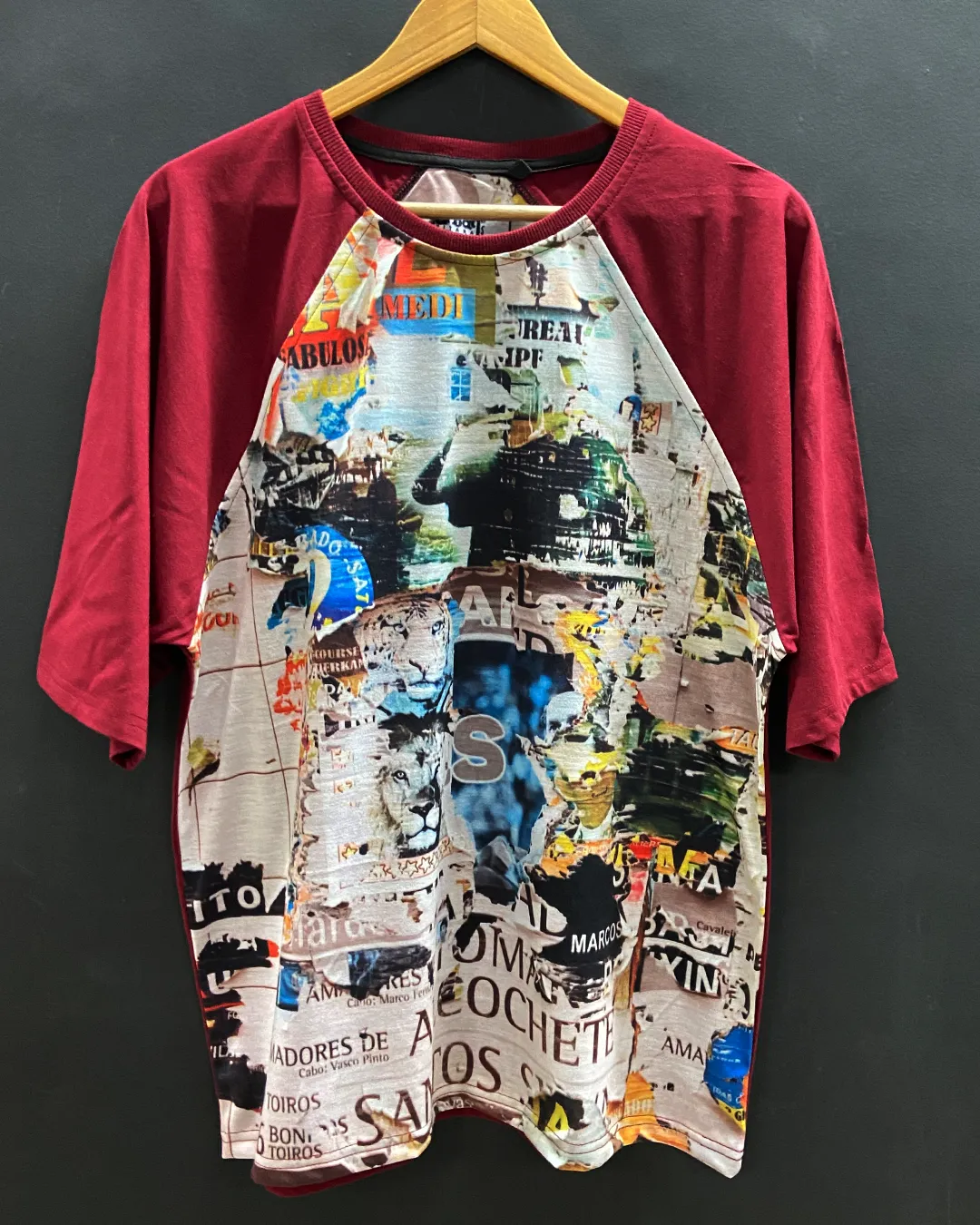 Ruined Magazines Oversized Raglan T-shirt