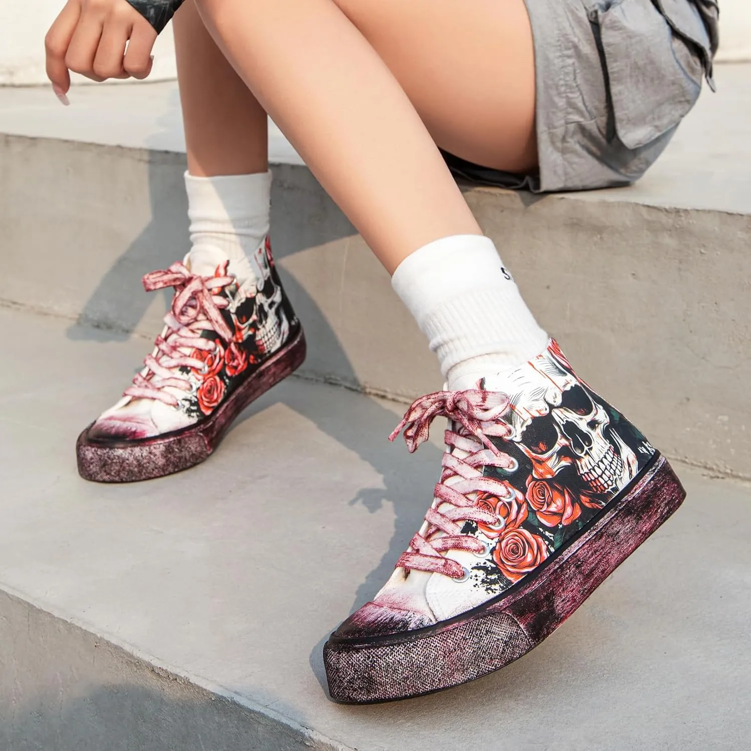 Skull Shoes for Women Fashion Sneaker Men's Black Hand-Painted Graffiti Shoes Punk Cosplay Hip Hop Teen Boys Girls Student Casual Walking Streetwear