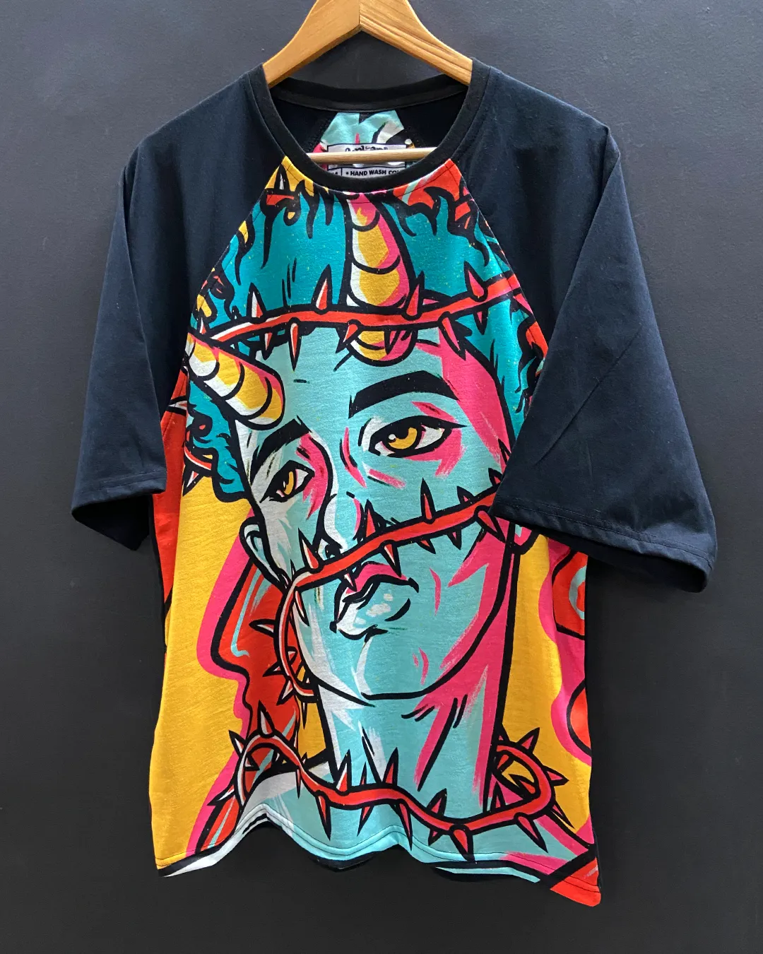 Thorns Oversized Raglan T-shirt