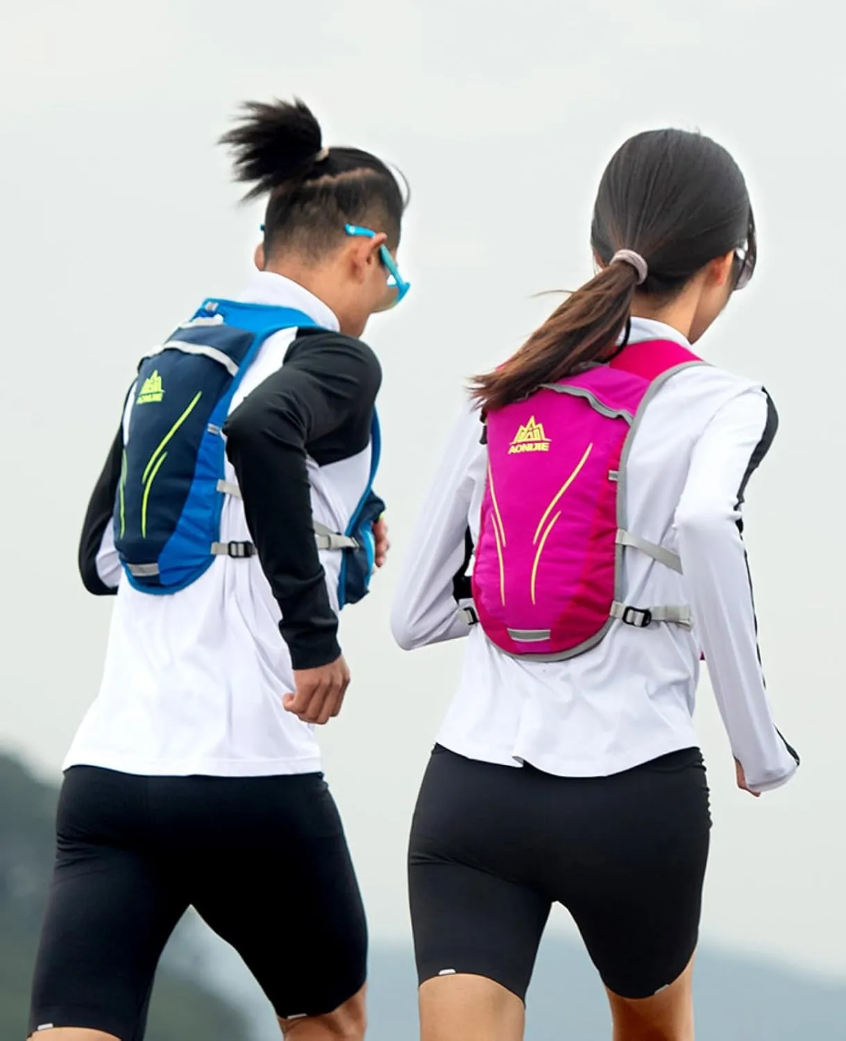 TRIWONDER Hydration Pack Backpack 5L Marathoner Running Race Hydration Vest