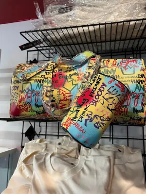 Weekend Graffiti Duffel (2Piece Set)