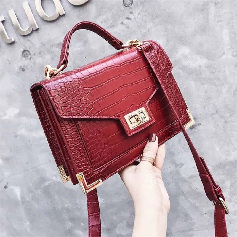 Women's Vintage Look Alligator Patterned Shoulder Handbag